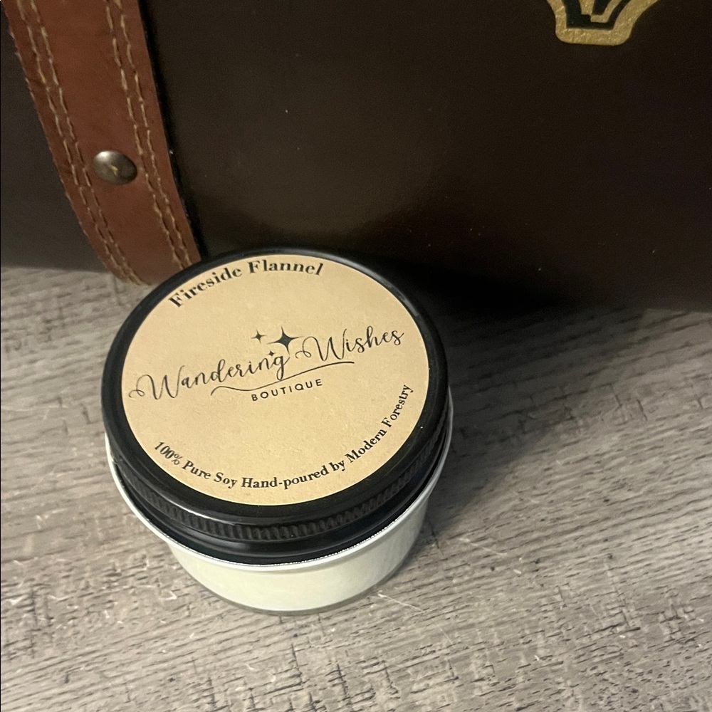 Fireside Flannel Scented 100% Soy Candle